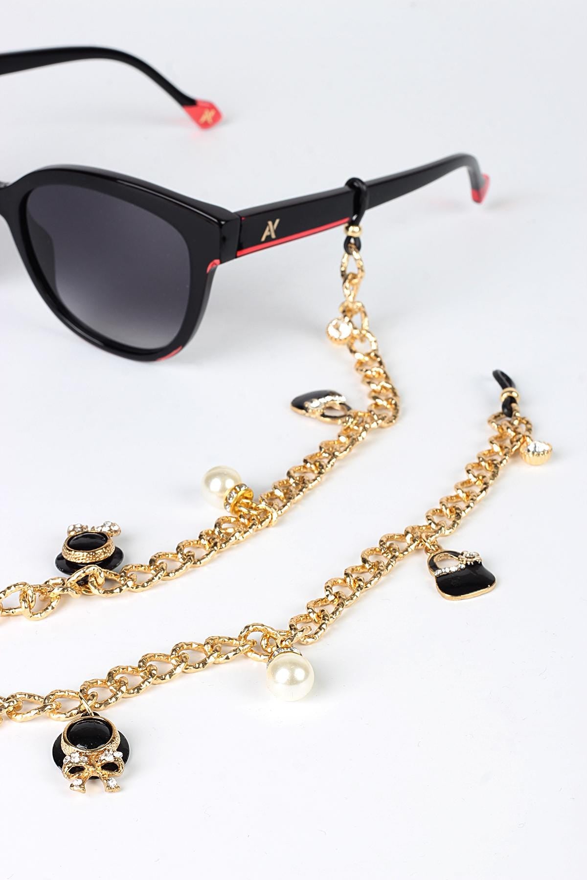 Glasses Chain – Dangling Charms with Pearl & Gold Accents – Charm Series