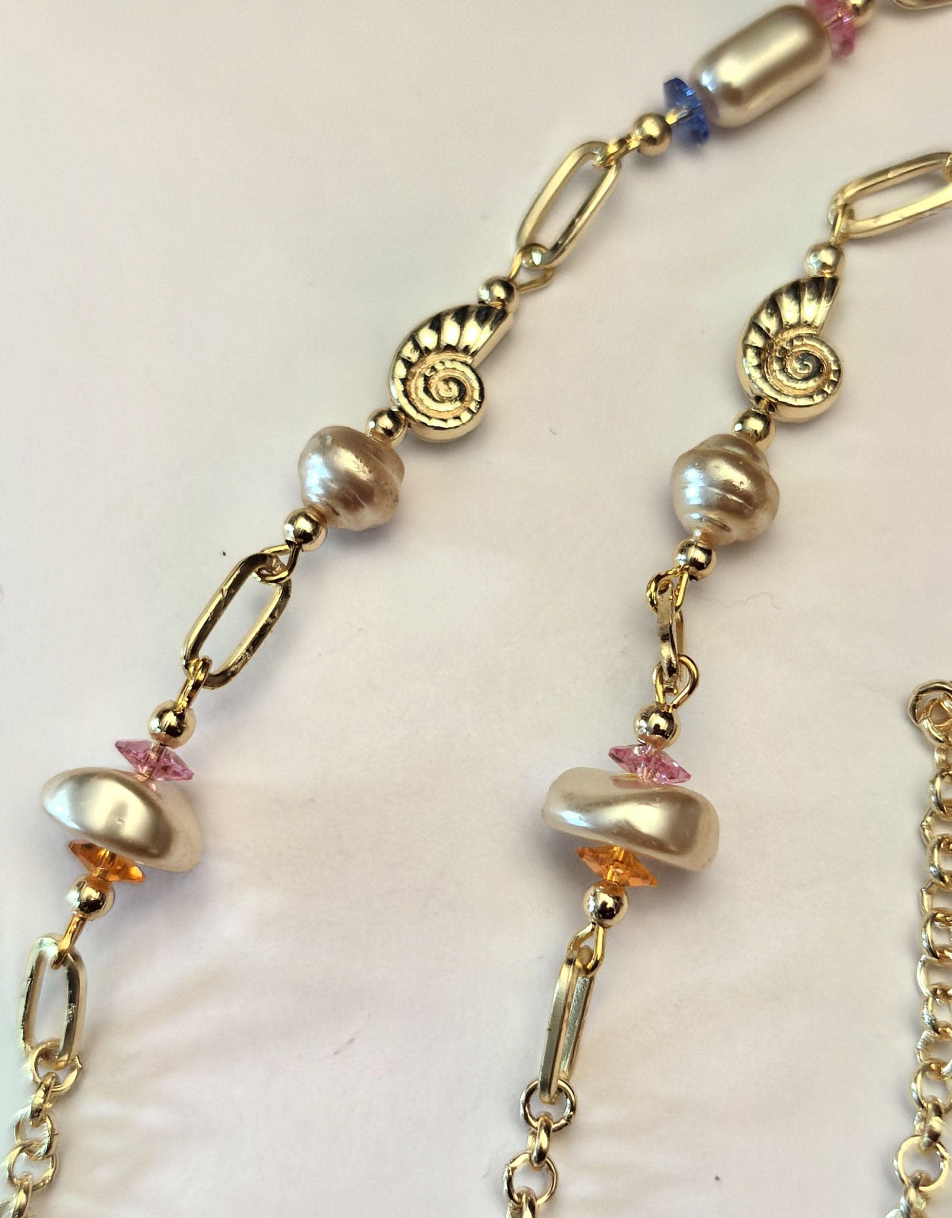 Glasses Chain – Handmade with Real Crystal Beads – ThinBlack® Elegant Edition
