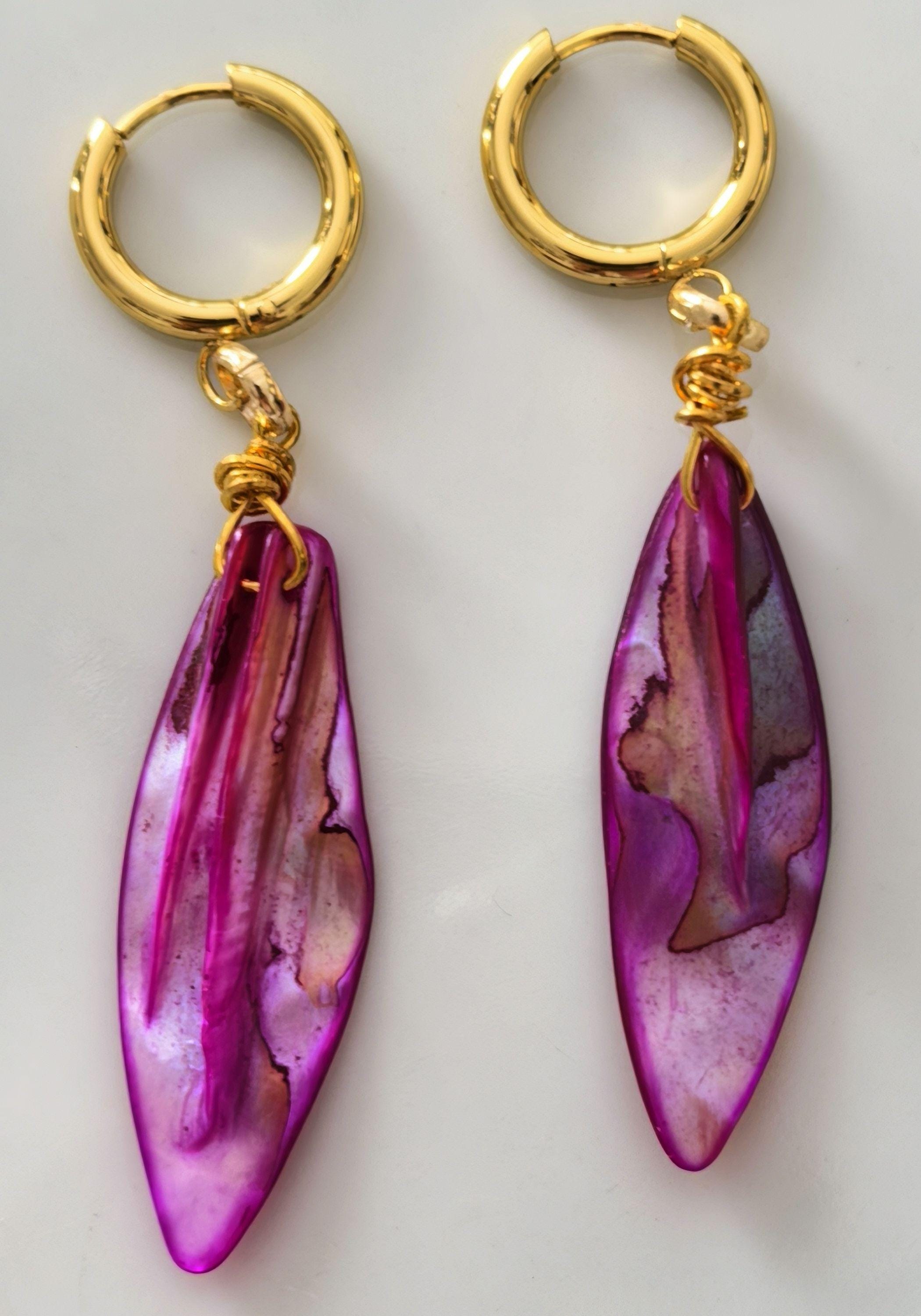 Earrings – Dangling Mother of Pearl & Natural Stones – ThinBlack® Ocean Edition