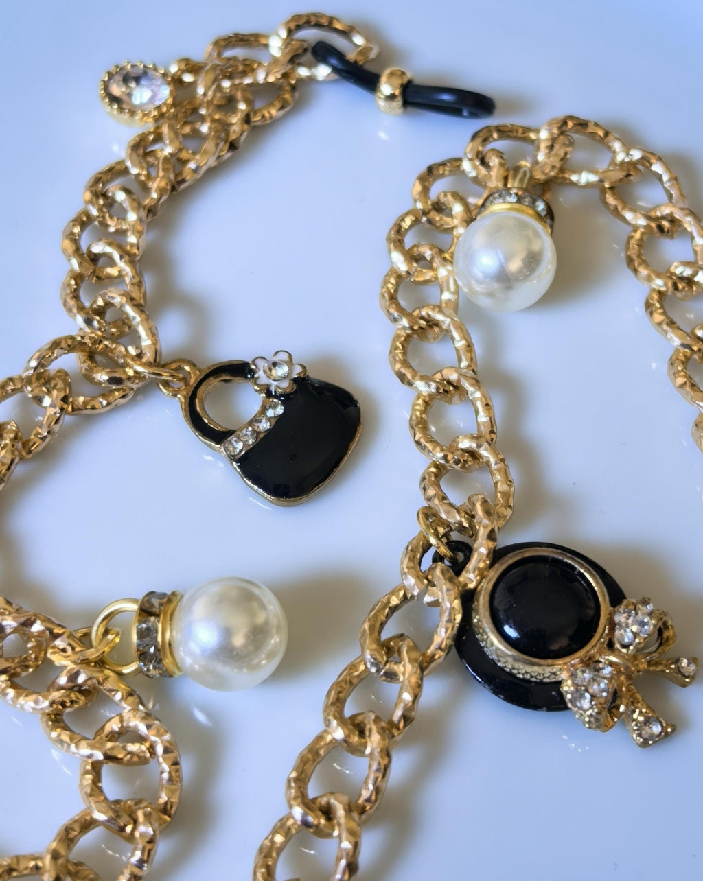 Glasses Chain – Dangling Charms with Pearl & Gold Accents – Charm Series