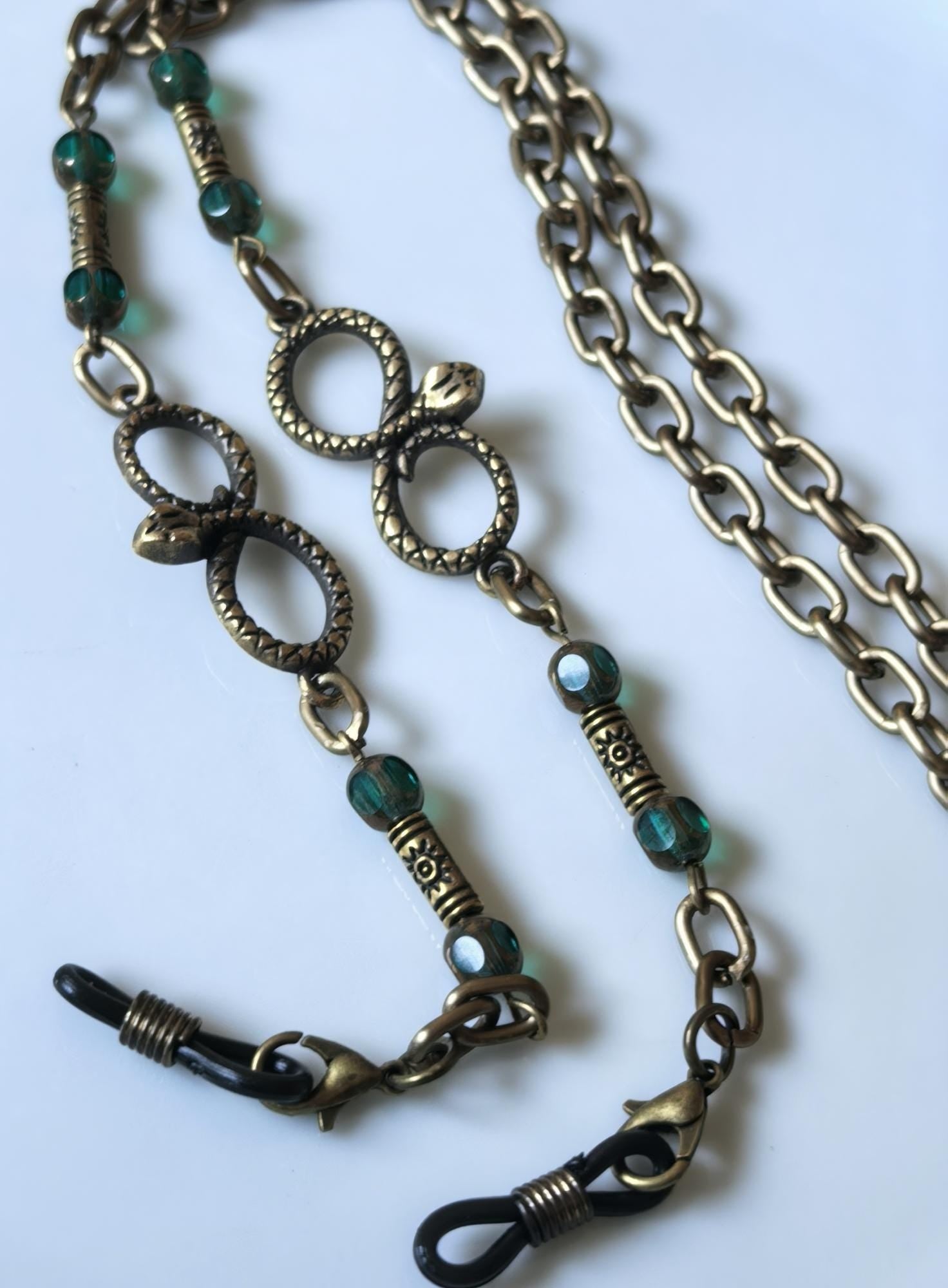 Glasses Chain – Snake Infinity Talisman with Green Crystal Beads – Unisex – ThinBlack® Symbolic Edition