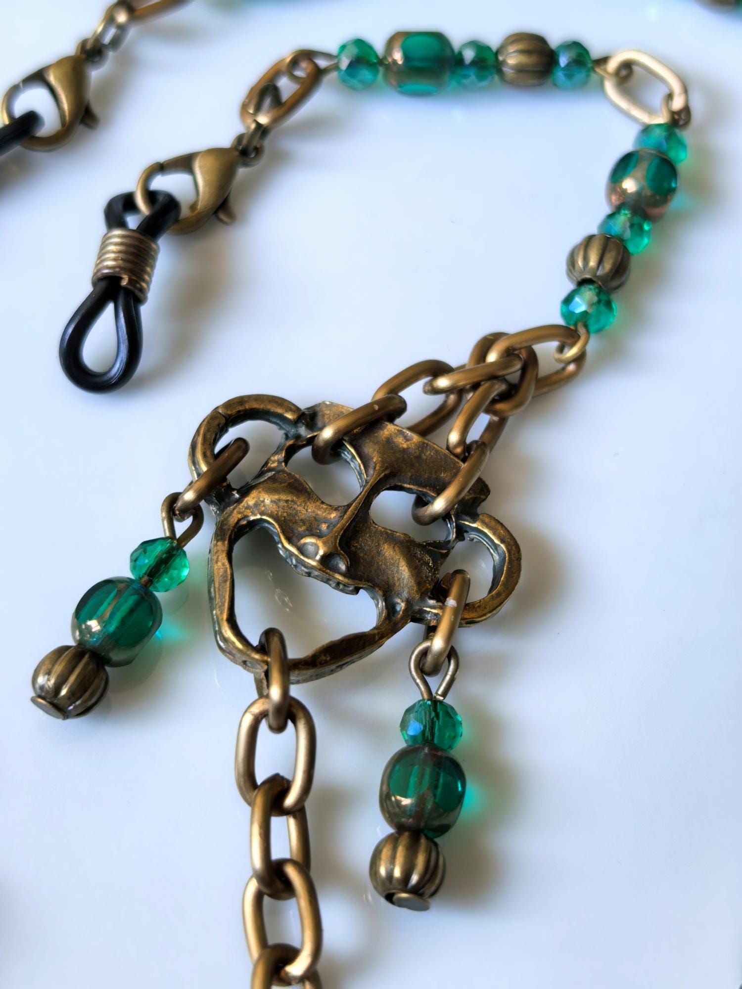 Smiling Mask Charm Eyeglass Chain – Antique Gold Sax Crystal Handmade Jewelry