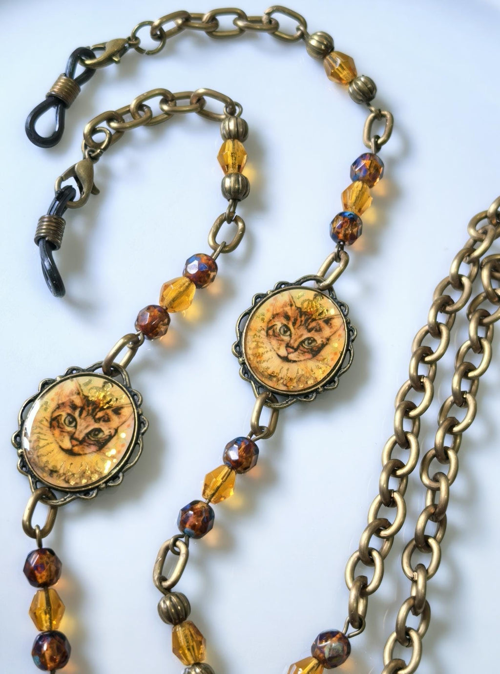 Handmade Eyeglass Chain – Bronze Cat Pendant with Crystal Beads