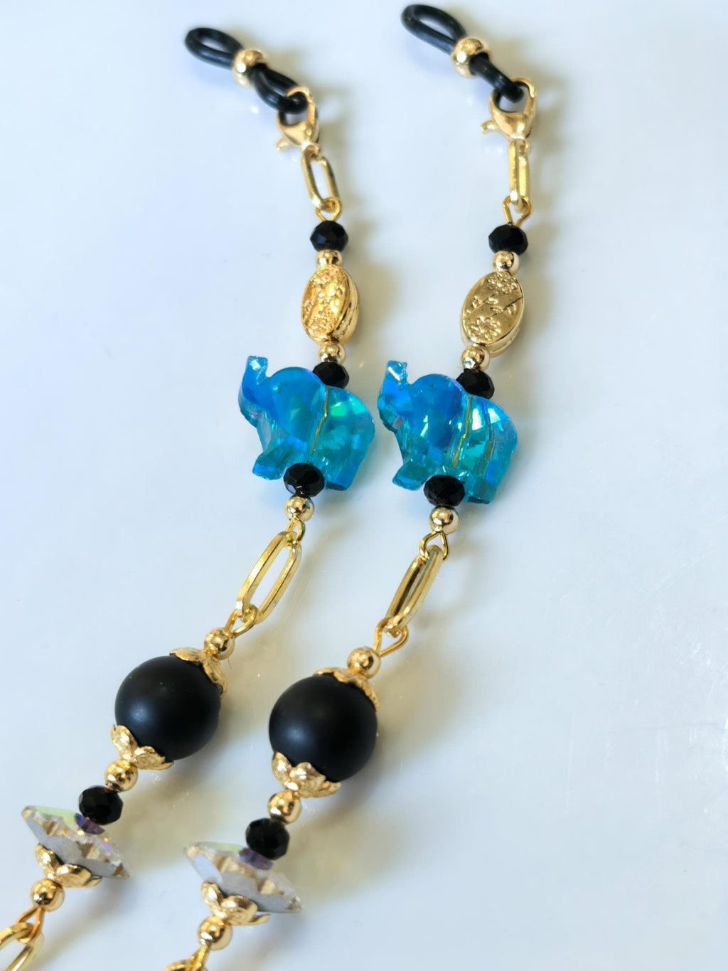 Glasses Chain – Blue Crystal Fish with Pearl & Gold Plated Accents – Power Stones Collection