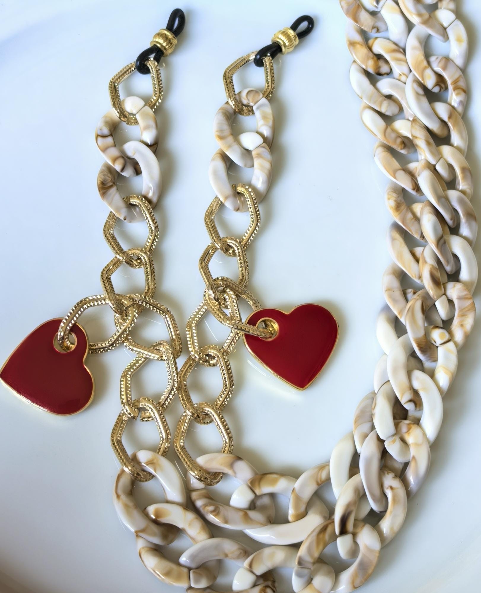 Gold & Marble Acrylic Eyeglass Chain with Red Heart Charms – Oversized Sunglasses Holder, THINBLACK®