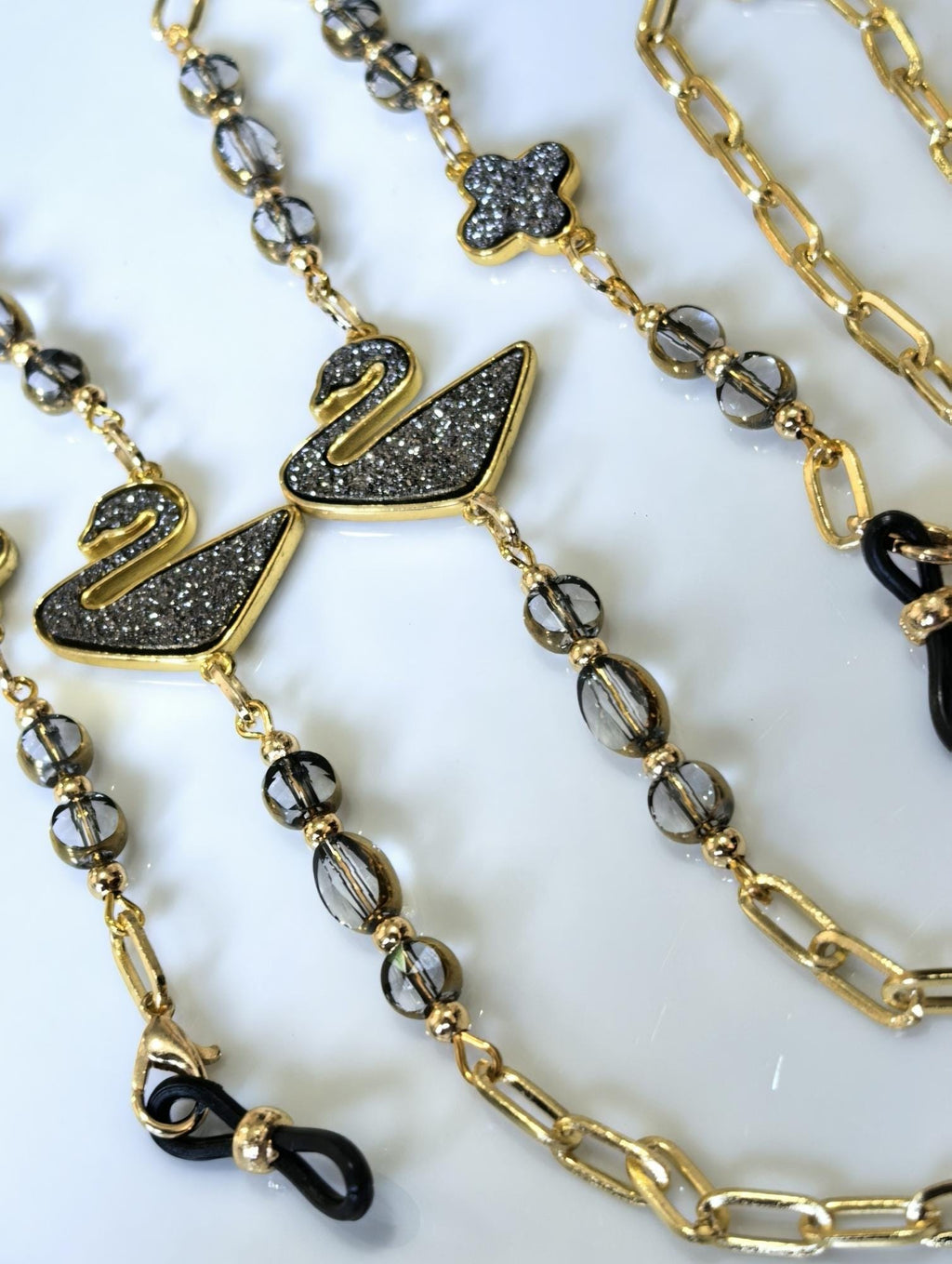 Eyeglass Chain – Black Swan Pendant with Crystal Beads | THINBLACK® Design